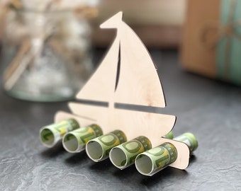 Ready for a gift | Sailing gift | Wooden gifts | Sailboat gift | Sailing license voucher | Sailing voucher | Sailing gifts