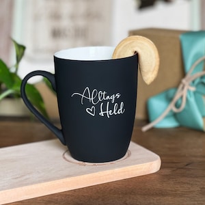Soft-Touch Mug Black &quot;Everyday Hero&quot; | Coffee Mug | Tea Mug | Gift Idea | Colleagues | Gift Idea