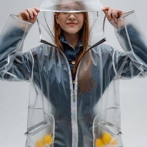 Women&#39;s Transparent Matte Raincoat