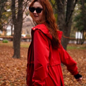 Women&#39;s Red Velvet Raincoat Modern Stylish Trench coat for rainy weather waterproof water resistant