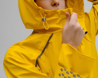 Spring Yellow Raincoat, summer and autumn rainy days