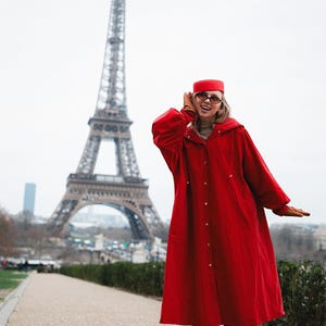 Long Red Velvet Women&#39;s Hooded Raincoat Trench Coat One size Oversized