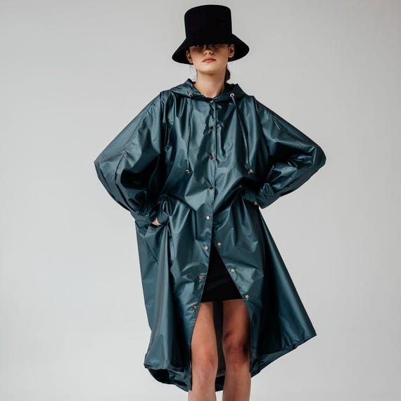 Emerald Green Oversized Raincoat | Waterproof Trench Coat for