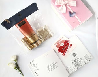 Transparent Cosmetic Bag With Leather Insert