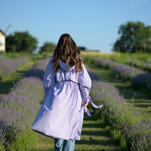Women&#39;s lavender water-resistant trench raincoat for summer | Festival outerwear