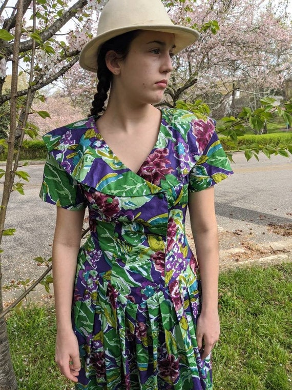 1980s Floral print stunning Garden Party Vintage D