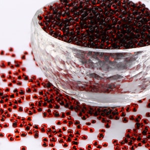 50g 2mm seed beads berry blood red - 2mm x 1.5mm Beautiful glass beads perfect for beading, crafts & jewellery making.