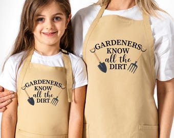 Garden Apron, Custom Gardeners Know All The Dirt Apron for Mom