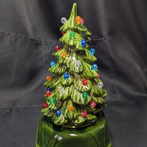 Vintage 8 Holland Ceramic Christmas Tree Green