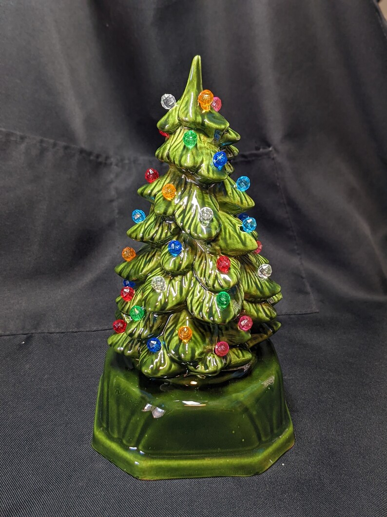 Vintage 8 Holland Ceramic Christmas Tree Green