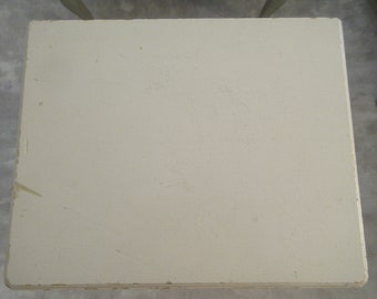 サイドテーブル・ナイトテーブル・ローテーブル Rachel Ashwell Loretta Coffee Table Buy Shabby Chic by Rachel Ashwell® White Loretta Side Table