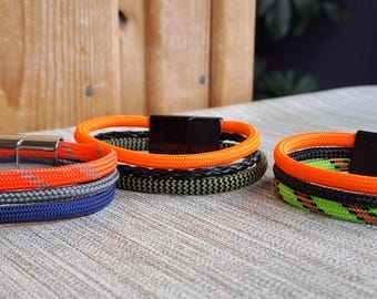 Bracelet néon coloré pour enfants – bracelet pour garçons et filles, cadeau de rentrée scolaire, petit cadeau pour les anniversaires d'enfants, bijou coloré pour enfants