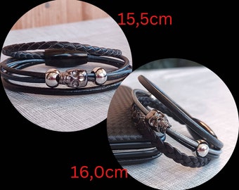 Bracelet for children with skull black/blue or black/silver