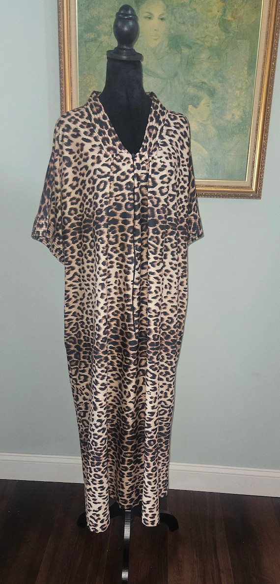 Vintage 80's Leopard Print House Dress by Granada… - image 2