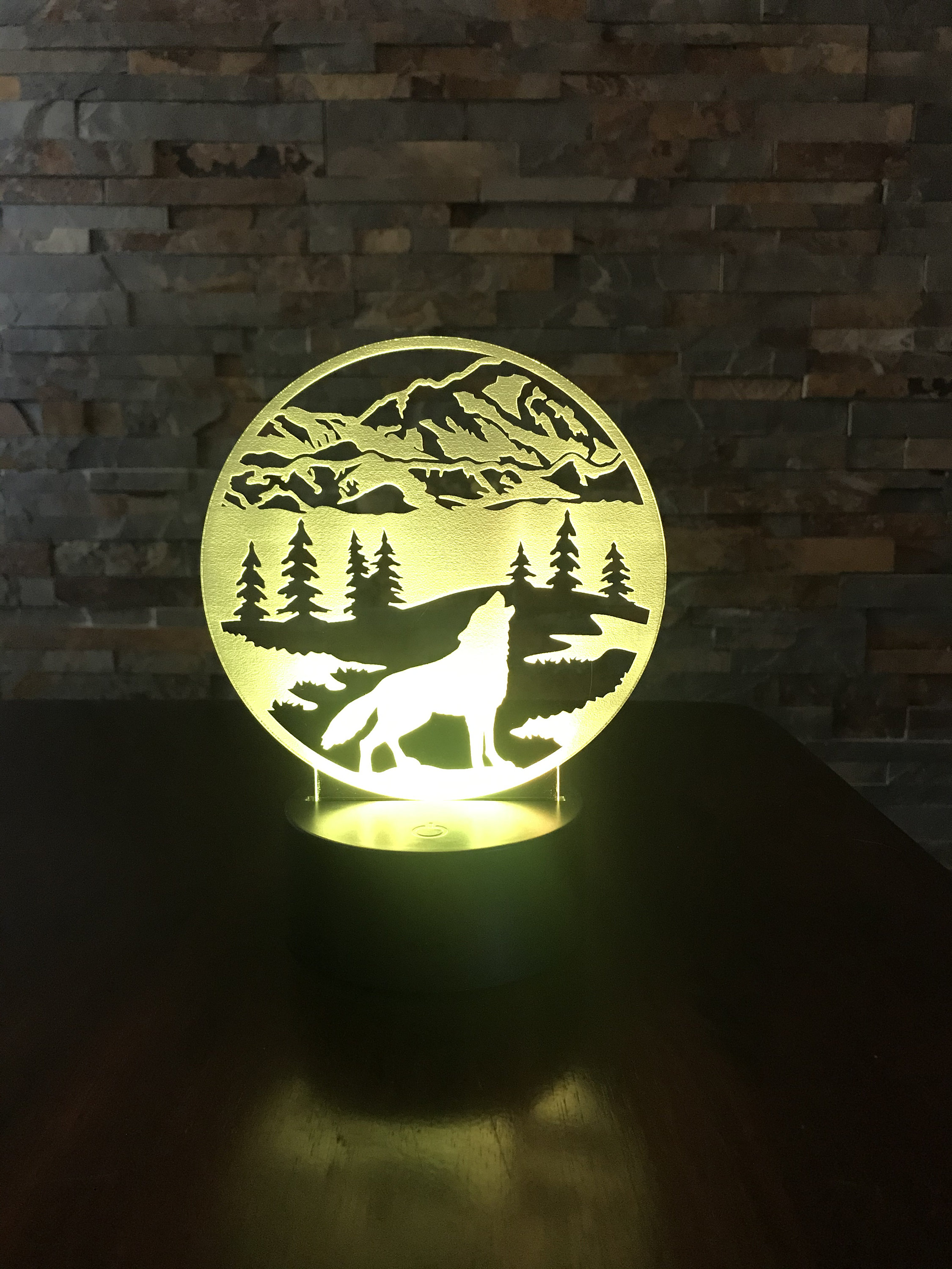 Howling Wolf 7 Color LED Color Changing Laser Cut Acrylic Lamp - Etsy