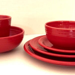 Vintage Fiestaware 6 Piece Scarlet Red Place Setting Bistro Coupe Bowls, Plates, Mug Fiesta Ware