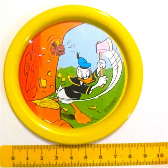 WALT DISNEY - donald duck - paperino 80s Frizzina italy tin coaster gadget - sottobicchiere in metallo sorpresina