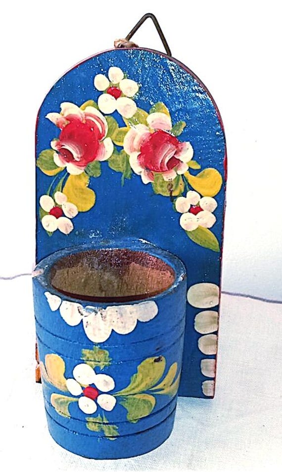 60's wooden kitchen match holder decorated with blue flowers Italian