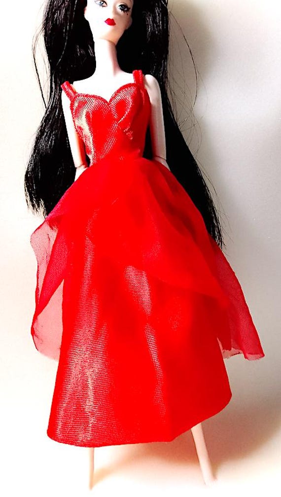 B703 - BARBIE Designer Originals 1980 mattel - abito lungo rosso da sera con chiffon