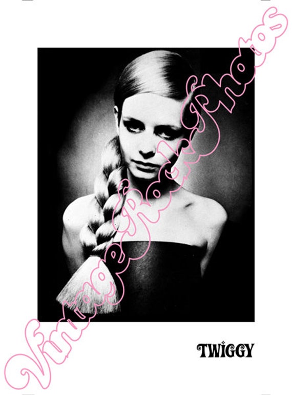 TWIGGY 1967  fashion press kit photo - fotografia da agenzia stampa - 1612TV1967
