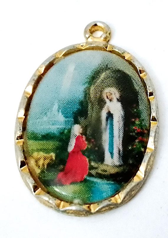 MADONNA of Lourdes 80s Italy souvenir medal pendant cute small