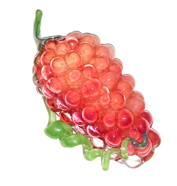 splendid bunch of red grapes in heavy Murano glass from the 60s perfect rare precious