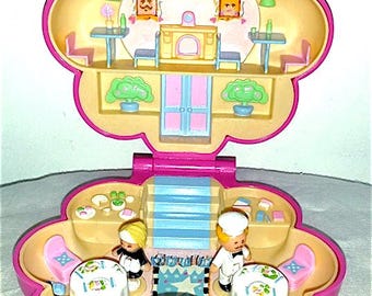 POLLY POCKET 1990 Bluebird Mr. Frys Restaurant fuchsia pink flower box playset full excellent