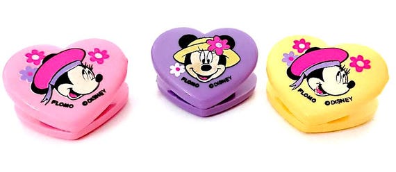 MINNIE 90s Walt Disney - Flomo Taiwan lot 4 plastic heart shaped paper clips kawaii - 3 heart shaped paperweight clips with colored tweezers