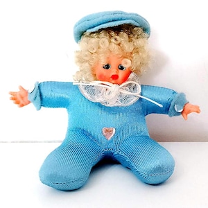 tiny bean doll blue hearts kawaii 70s little blue doll paciocchino matchstick curly blonde hair
