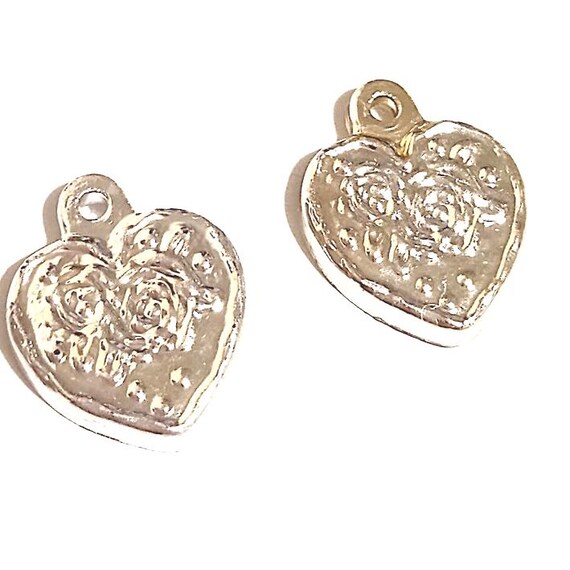 B862 - BARBIE 90s set 2 ciondoli a cuore argentati per orecchini originali