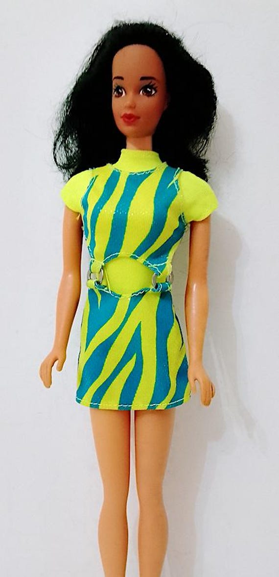 B1301 - BARBIE MOVIN' GROOVE 1997 abito originale ottimo neon