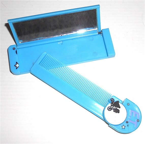 E.T. EXTRATERRESTRIAL 1982 Star Power Universal Taiwan - pocket comb & mirror - mint