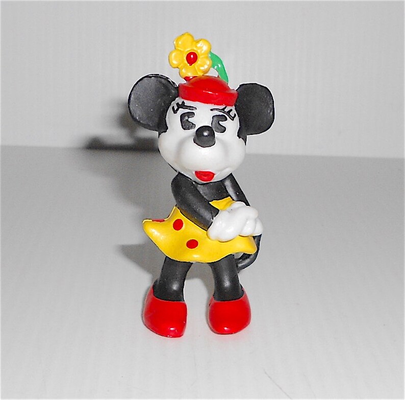 MINNIE 90s bullyland Walt Disney tiny pvc figure   mini image 0