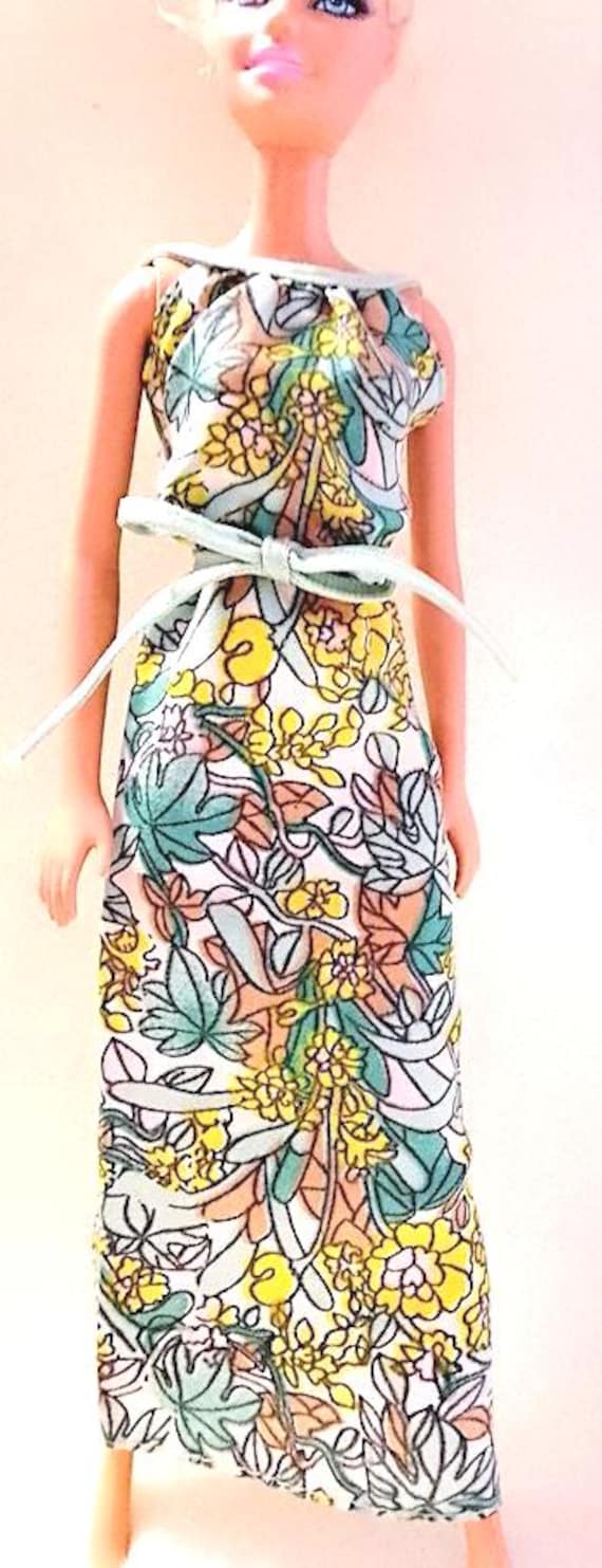 B752 - BARBIE Best Buy 1979 mattel - abito lungo a fiori verde azzurro