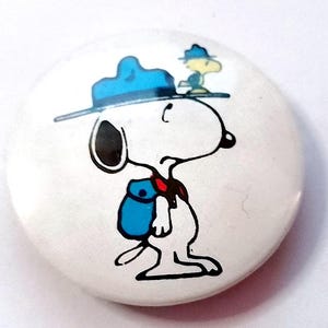 SNOOPY & WOODSTOCK Peanuts 80s Ufs Us button pin - brooche - brooch - SCOUT