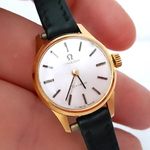 OMEGA Geneve 1968 Montre-bracelet suisse élégante montre-bracelet pour femme excellente Réf 511.213 vintage