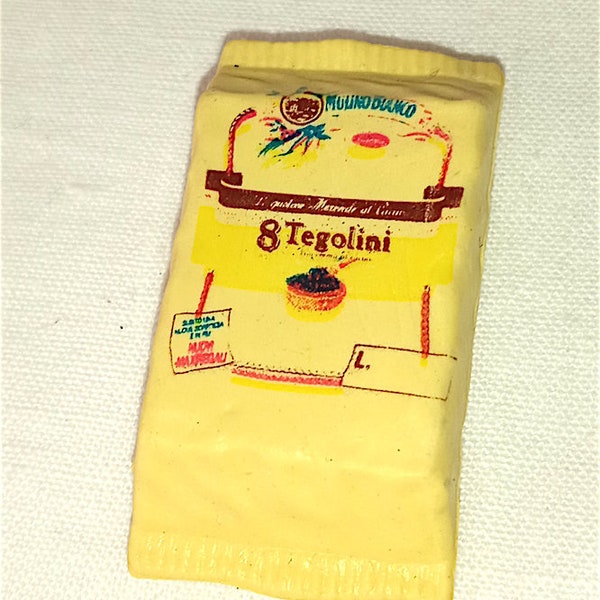 MULINO BIANCO 80s Barilla Italy cheerful rubber erasers radiergummi eraser rubber - Tegolini snack pack - cake pack