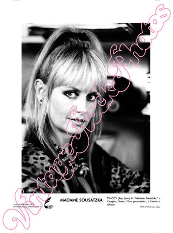 TWIGGY 1988 fashion press kit photo - fotografia da agenzia stampa - 1603TV1988