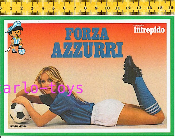 FORZA AZZURRI - Gloria Guida - Argentina 1978 Mundial - portcard - cartolina mini poster pin up italian beauty