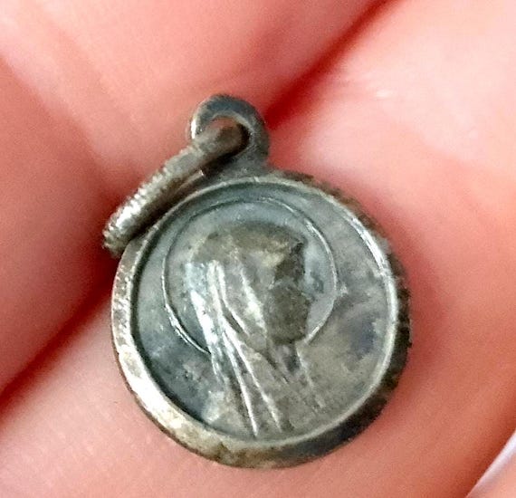 Madonna of Lourdes 70s Italy medal pendant in silver metal micro religious souvenir