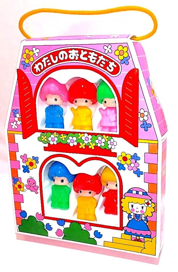 KOEDA CHAN - LUCIE village - pupatic 80s ko Japan case with 6 character dolls - vintage house box with 6 dolls mint