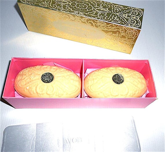 TOUCH OF BEAUTY 70s avon luxury double soap set in box - set of 2 soaps in box extra luxury new