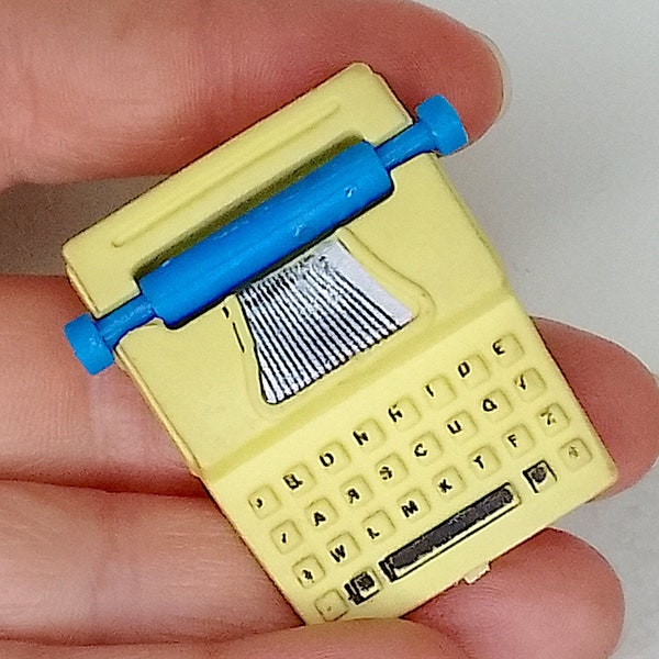 MULINO BIANCO Barilla 80s italy cheerful erasers - rubber eraser rubber radiergummi - typewriter