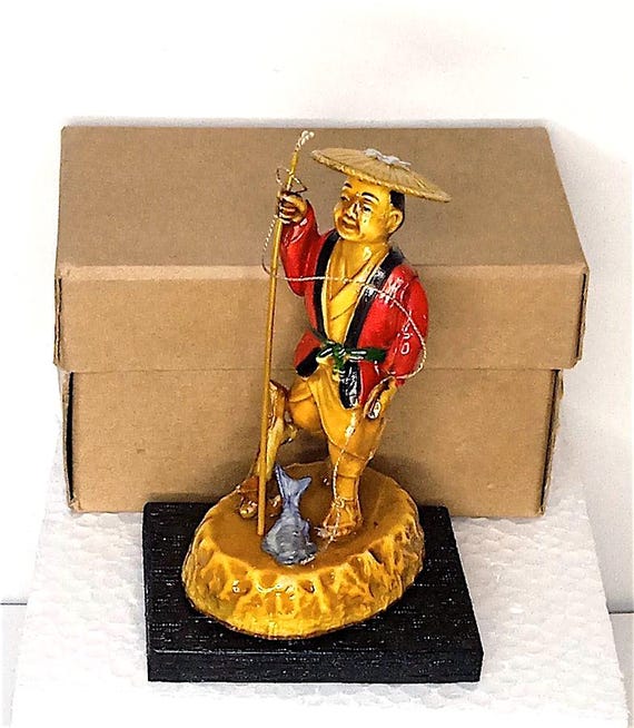 CHINESE FISHERMAN 60s - miniature figurine in plastic and various materials original vintage Chinese items with box