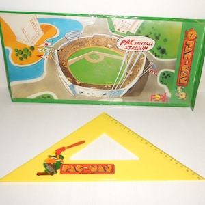 PAC MAN 1981 Namco Pigna italy School ruler triangle - squadra per scuola + giochino in carta