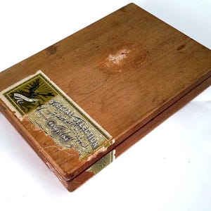 AMBASSADE W.D. & H.O. WILLS Exquisite Colorado Claro 25 President - vintage houten doos voor sigaren