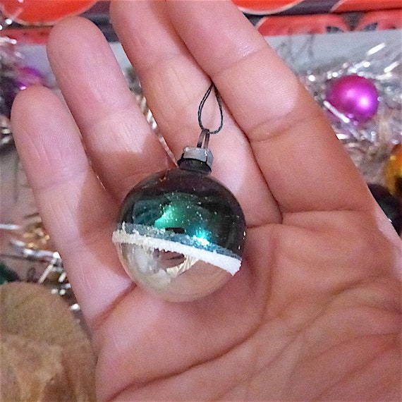 Vintage 50s italian small christmas decoration ball green + silver glass handpainted - pallina di natale verde e argento in vetro soffiato