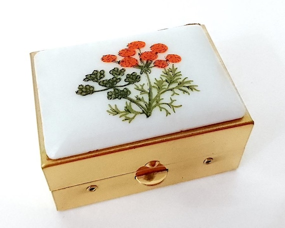 pottery flowers pill box 70s with sewing set small case kawaii metal - porcelain and metal pill box with flowers and miniature sewing set