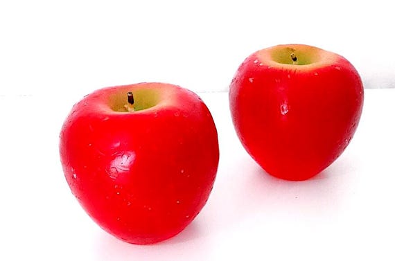 RED APPLE - 80s red apples lot of 2 beautiful realistic candles