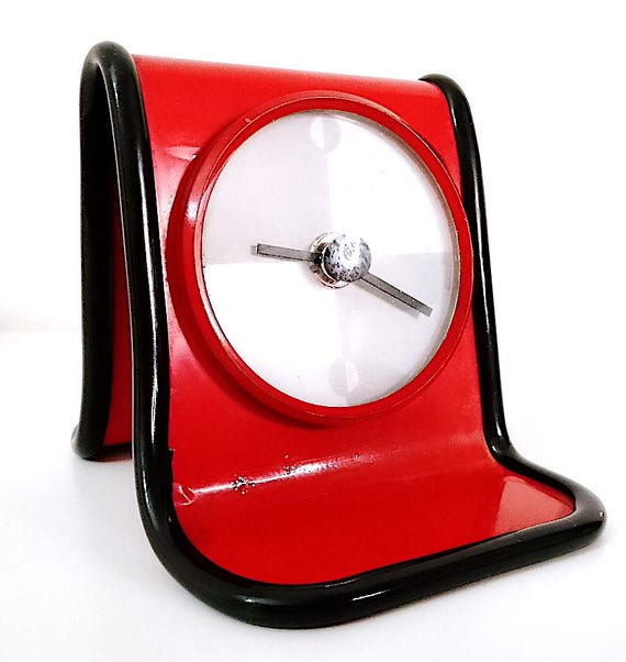 BRIO TIME 80s design made in Italy splendid table clock in red enameled metal ultra pop - vintage table clock super cool